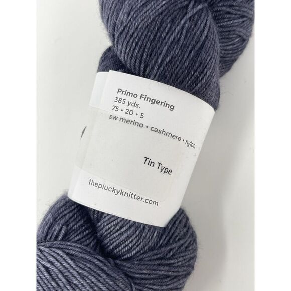 NEW Plucky Knitter Primo Fingering Merino Cashmere Nylon Tin Type Gray 1 Skein - Picture 2 of 2